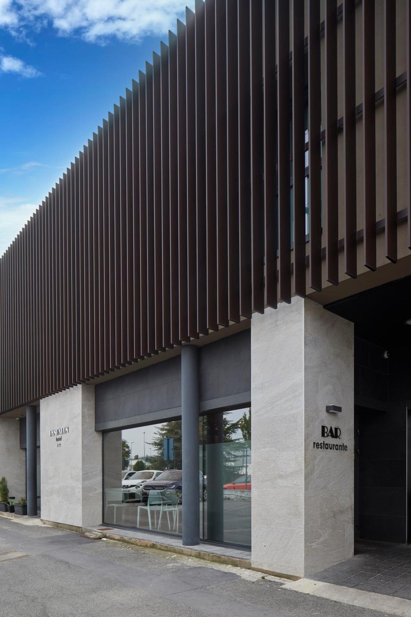 Hotel Landaben Pamplona Luaran gambar