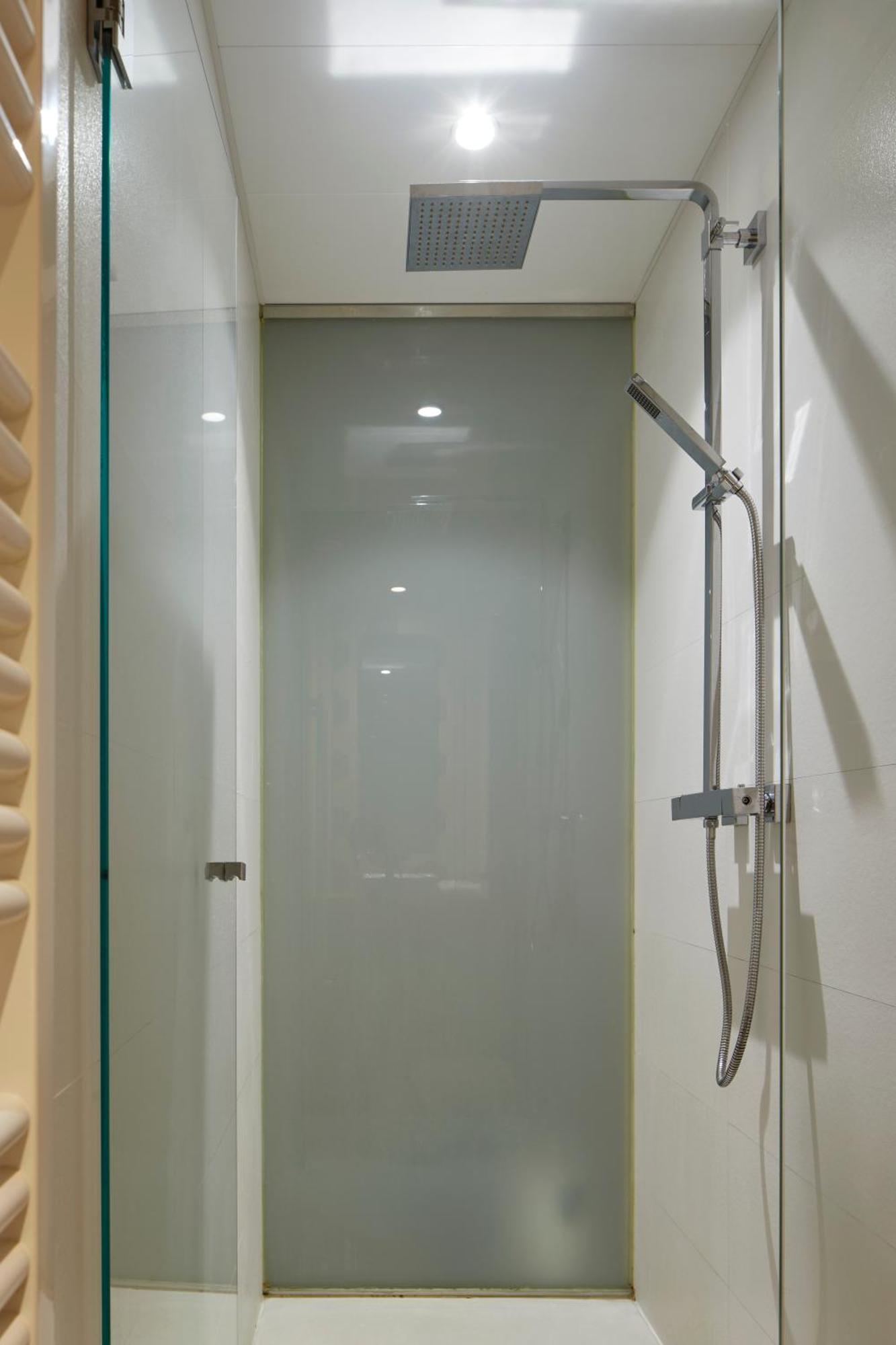 Hotel Landaben Pamplona Luaran gambar